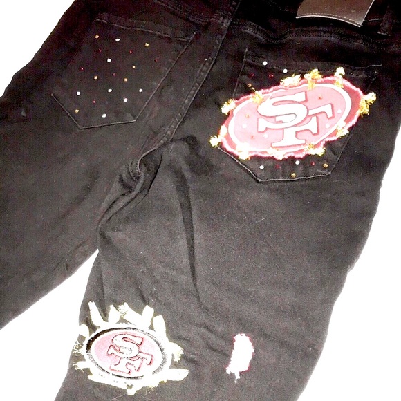 Women’s UPCYCLED HAND CRAFTED 49ers Themed Black Jeans TAHARI Sz 14P - Picture 15 of 15